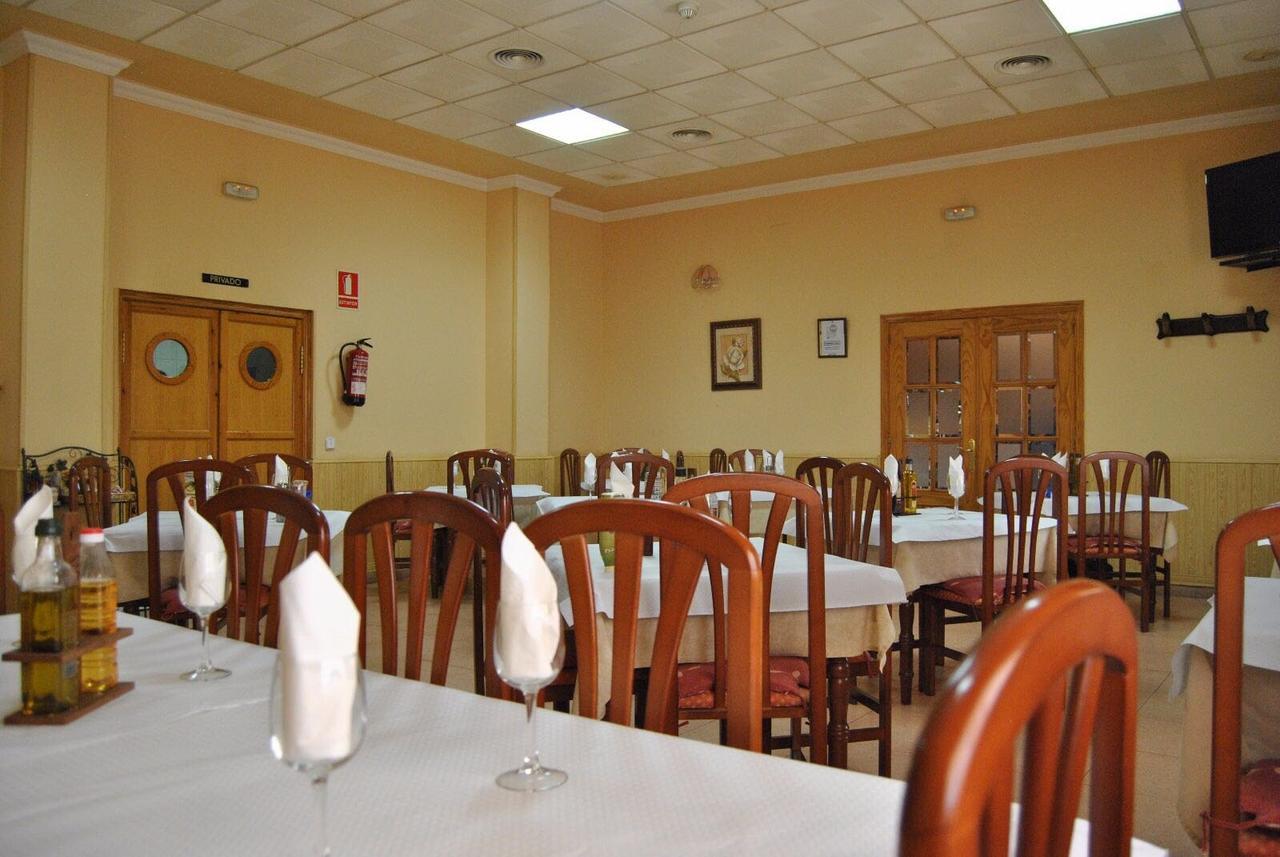 Hotel Las Dehesas Navalvillar de Pela Exterior foto